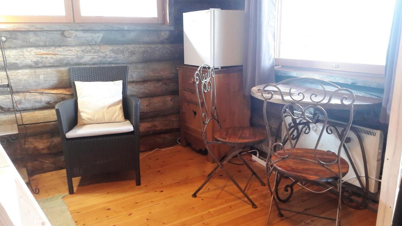 Cabin At Huskies Farm Inari Extérieur photo