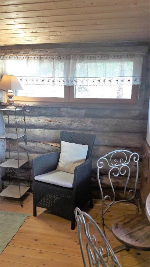 Cabin At Huskies Farm Inari Extérieur photo